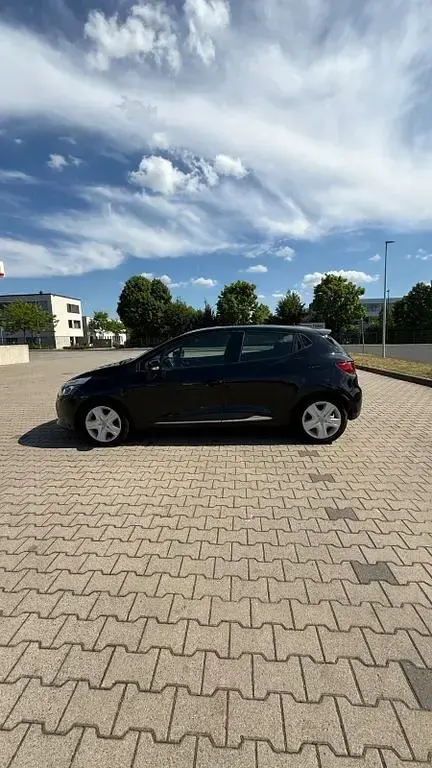 Gebraucht Renault Clio LIMITED 73 PS (53 kW) 2014 Schwarz Limousine