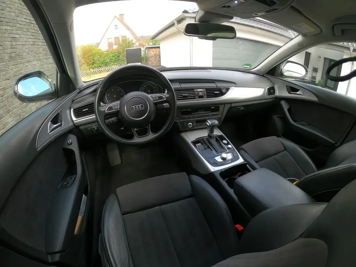 Gebraucht Audi A6 Ambiente 204 PS (150 kW) 2014 Grau Kombi