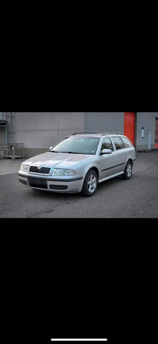 Używany Skoda Octavia 102 KM (75 kW) 2004 Srebrny Kombi