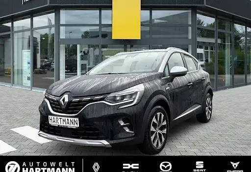 Second-hand Renault Captur Techno 140 CP (102 kW) 2023 Gri SUV