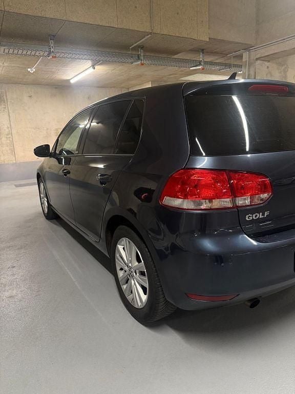 Gebraucht VW Golf VI Style 105 PS (77 kW) 2011 Blau Kleinwagen