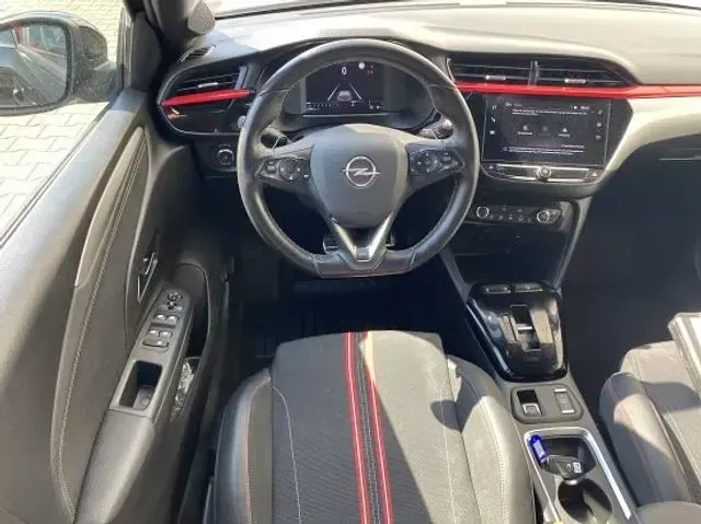 Second-hand Opel Corsa GS Line 131 CP (96 kW) 2022 Negru Hatchback
