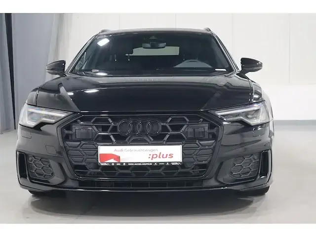 Usado Audi A6 S-Line 204 CV (150 kW) 2024 Negro Familiar