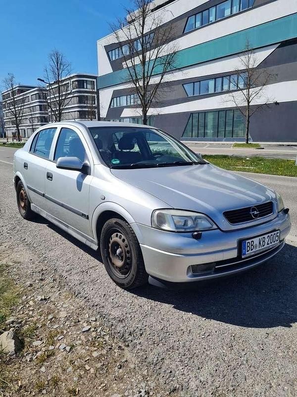 Silber Gebraucht 2001 Opel Astra | 699 € (Superpreis) - Bild 1/4