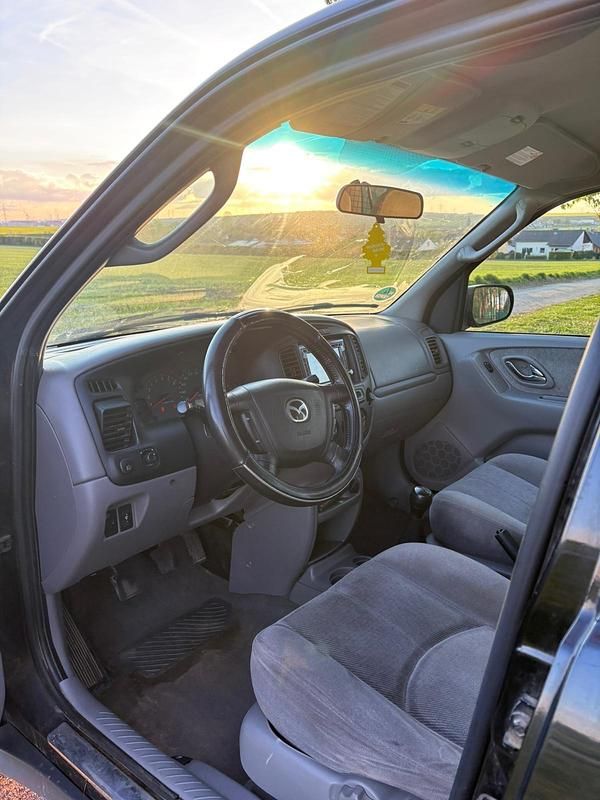 Second-hand Mazda Tribute 2001 SUV
