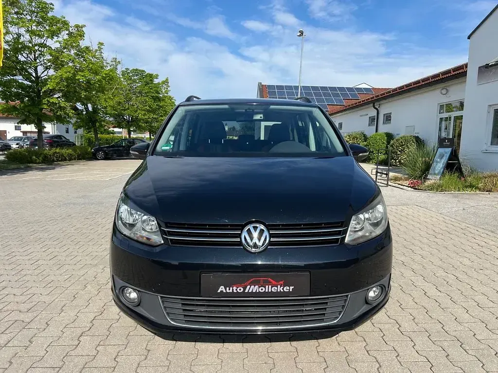 Używany VW Touran Match 140 KM (102 kW) 2012 Czarny Minivan
