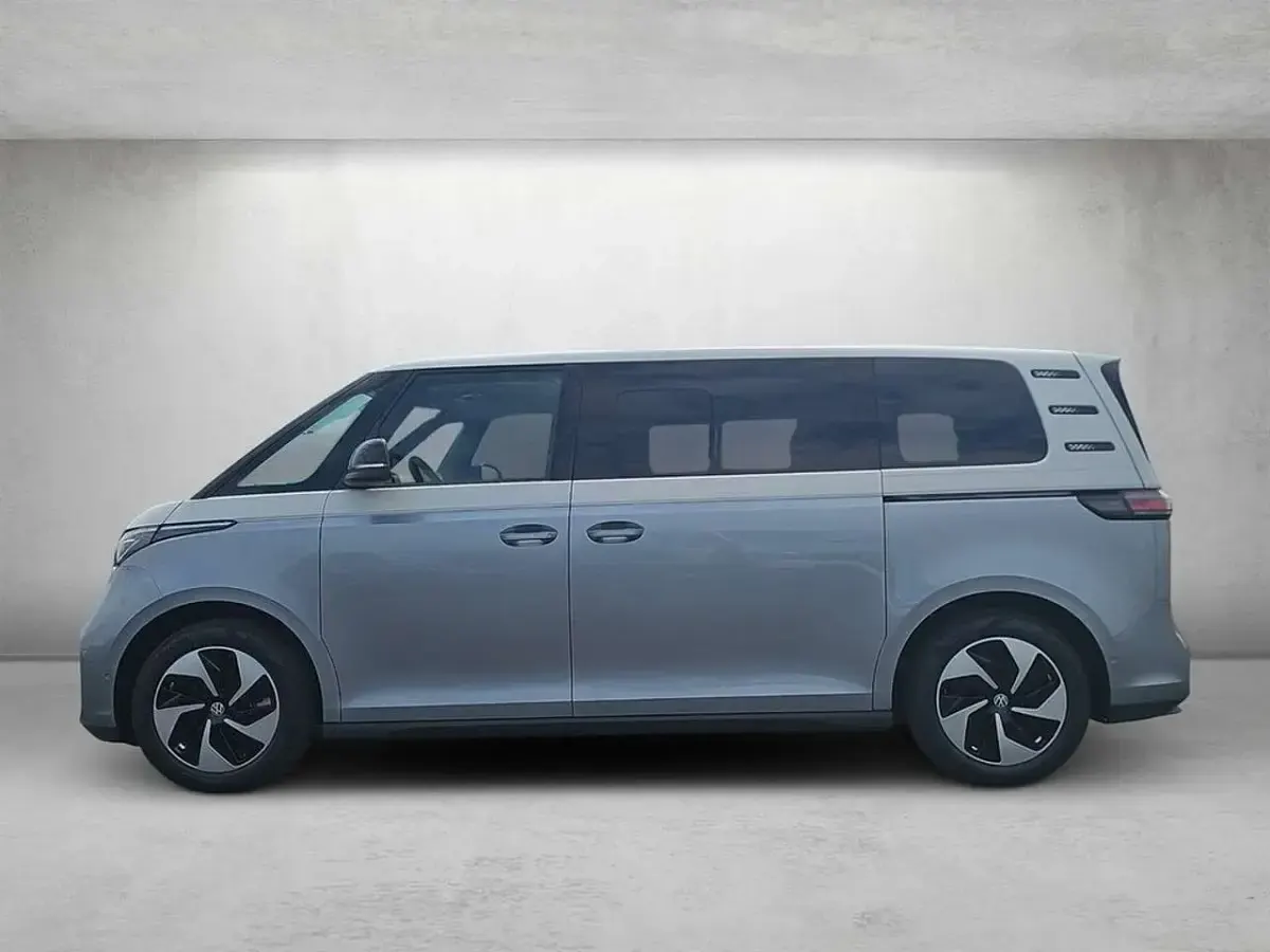 Neu VW ID. Buzz Pro 210 kW (286 PS) 2026 Candyweiß/monosilber Van / Kleinbus