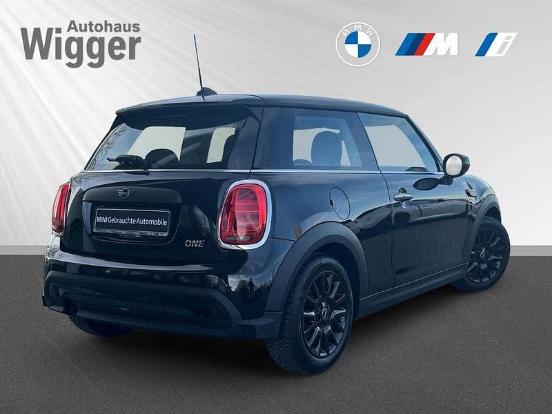 Gebraucht Mini ONE 102 PS (75 kW) 2022 Schwarz Kleinwagen
