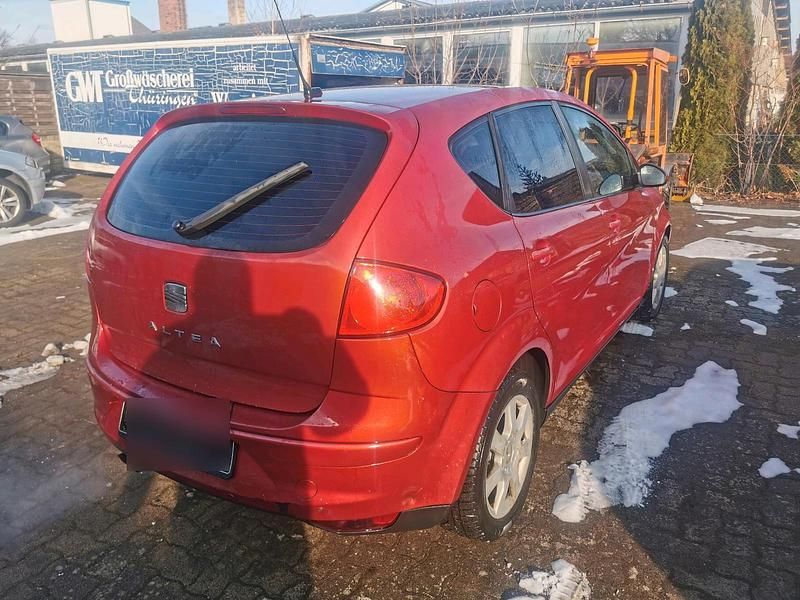 Gebraucht Seat Altea 105 PS (77 kW) 2005 Rot Van / Kleinbus