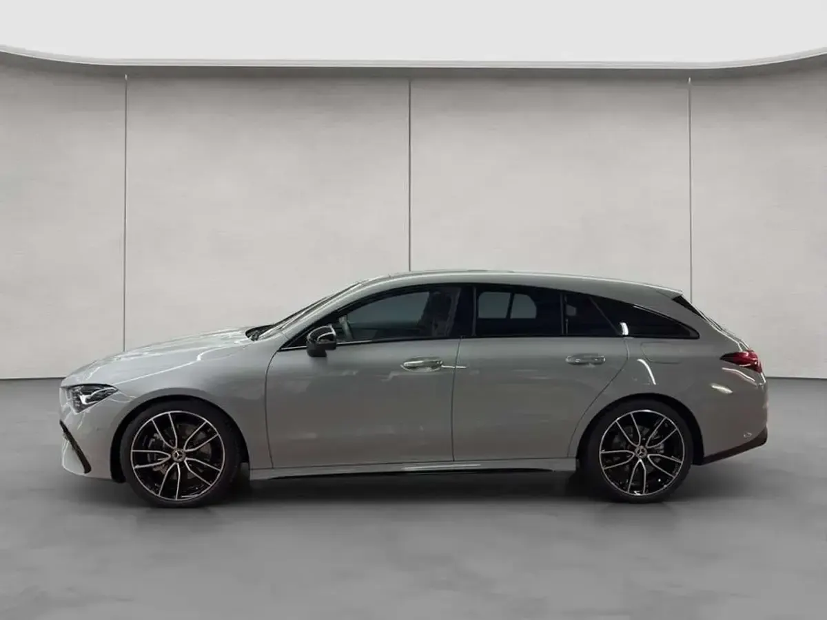 Gebraucht Mercedes CLA200 AMG 150 PS (110 kW) 2026 Manufaktur alpingrau uni Kombi