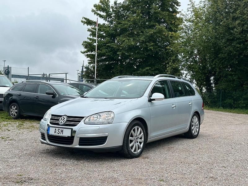 Silber Gebraucht 2008 VW Golf VI Kombi | 6.890 € (Fairer Preis) - Bild 1/3