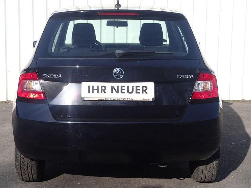 Gebraucht Skoda Fabia Cool Edition 60 PS (44 kW) 2019 Silber Limousine