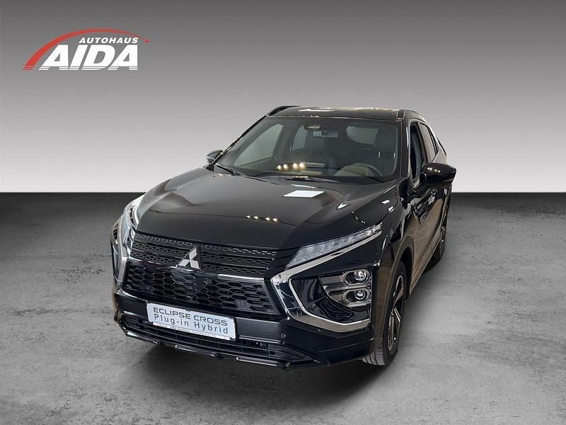 Schwarz Gebraucht 2023 Mitsubishi Eclipse Cross Top SUV | 32.990 € (Teuer) - Bild 1/4