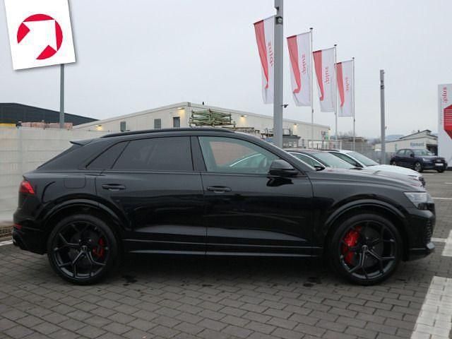 Neu Audi RS Q8 Performance 640 PS (470 kW) 2025 Mythosschwarz metallic SUV