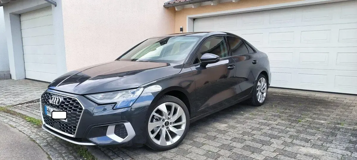 Gebraucht Audi A3 Advanced 110 PS (80 kW) 2023 Grau Limousine