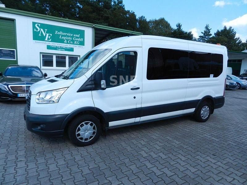 Weiß Gebraucht 2018 Ford Transit Trend Kombi | 11.990 € (Etwas zu teuer) - Bild 1/4