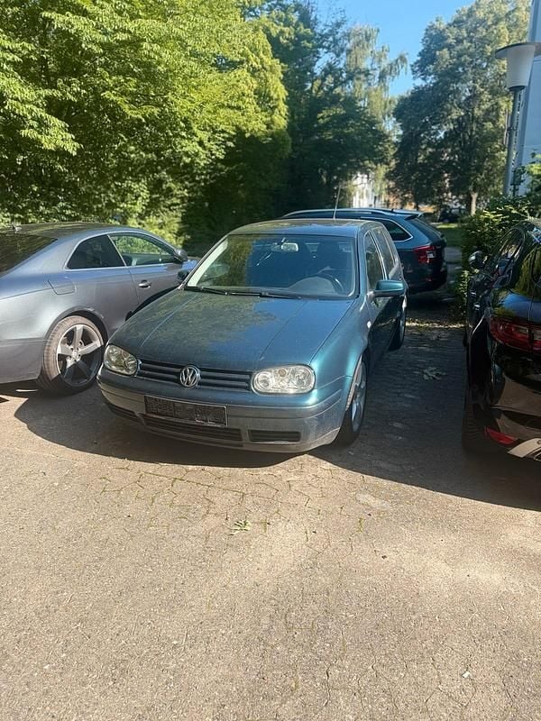 Grün Gebraucht 2003 VW Golf IV GT Kleinwagen | 1.499 € (Fairer Preis) - Bild 1/4
