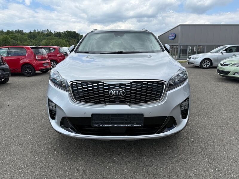 Silber Gebraucht 2019 Kia Sorento GT-Line SUV | 27.990 € (Etwas zu teuer) - Bild 1/4
