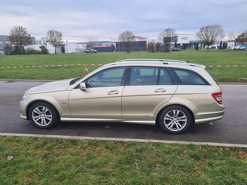 Beige Gebraucht 2009 Mercedes C250 Avantgarde Kombi | 4.450 € (Superpreis) - Bild 1/4