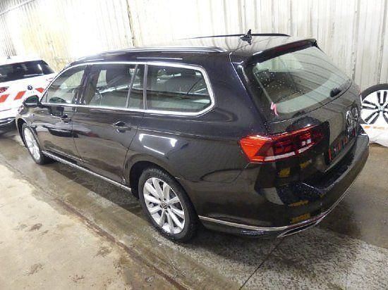 Gebraucht VW Passat GTE 156 PS (114 kW) 2021 Schwarz Limousine