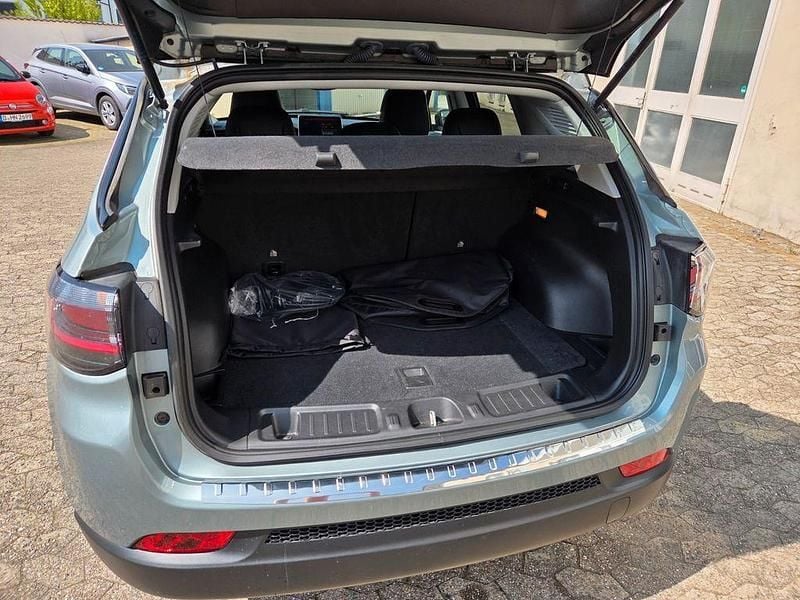 Second-hand Jeep Compass 241 CP (177 kW) 2022 Gri SUV