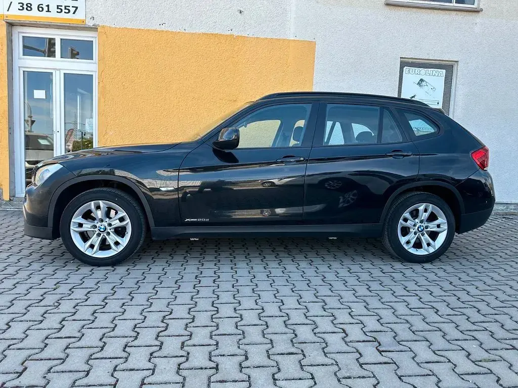 Używany BMW X1 177 KM (130 kW) 2011 Czarny SUV