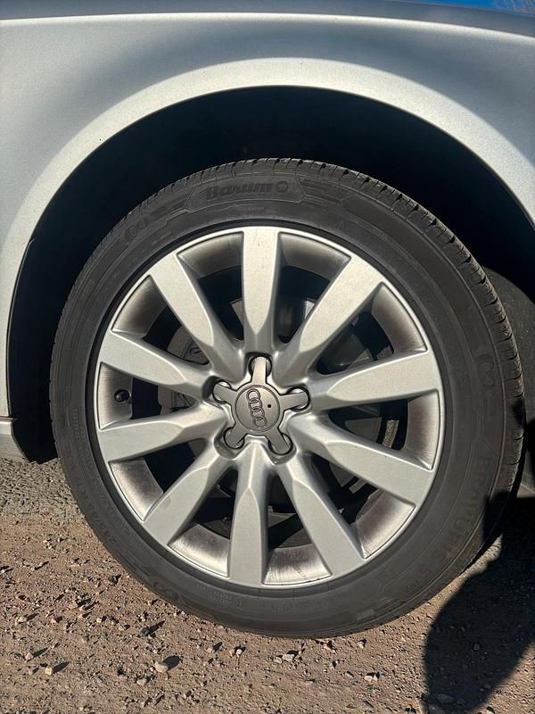 Używany Audi A4 Ambiente 177 KM (130 kW) 2013 Szary Kombi