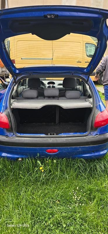 Gebraucht Peugeot 206 70 PS (51 kW) 2004 Blau Kleinwagen