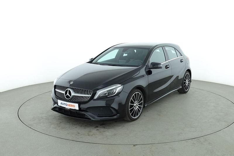 Schwarz Gebraucht 2018 Mercedes A180 AMG Limousine | 18.450 € (Fairer Preis) - Bild 1/3
