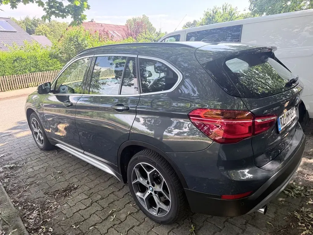 Gebraucht BMW X1 Sport Line 192 PS (141 kW) 2017 Grau SUV