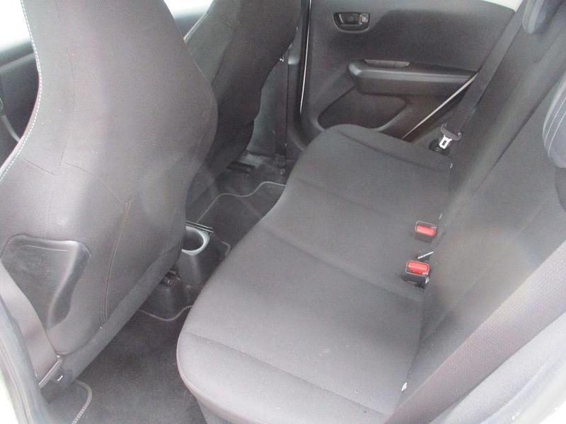 Gebraucht Peugeot 108 Style 72 PS (52 kW) 2019 Weiß Limousine