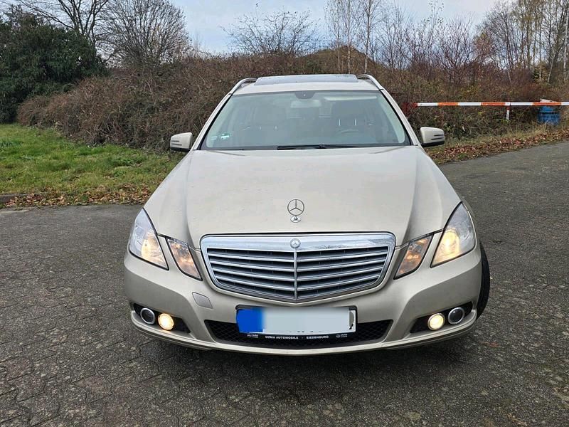 Gold Gebraucht 2010 Mercedes E220 Kombi | 7.200 € (Superpreis) - Bild 1/4