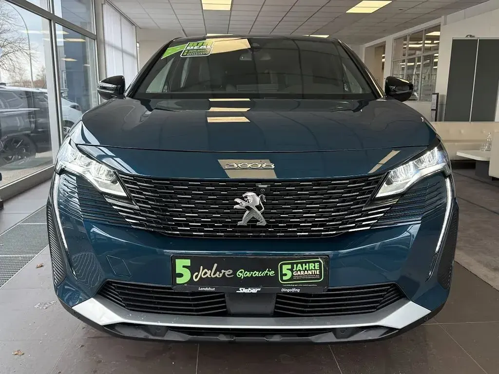 Gebraucht Peugeot 3008 Allure 131 PS (96 kW) 2024 Celebes blau SUV
