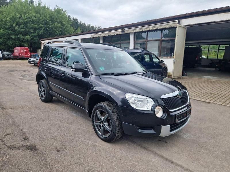Schwarz Gebraucht 2011 Skoda Yeti Ambition SUV | 2.900 € (Guter Preis) - Bild 1/4