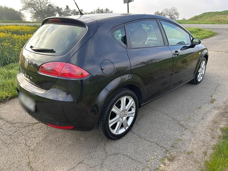 Occasion Seat Leon 101 ch (74 kW) 2008 Noir Citadine