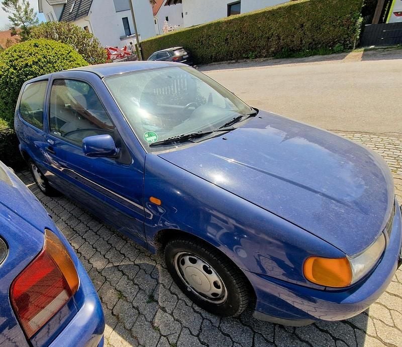 Second-hand VW Polo 50 CP (36 kW) 1999 Albastru Hatchback