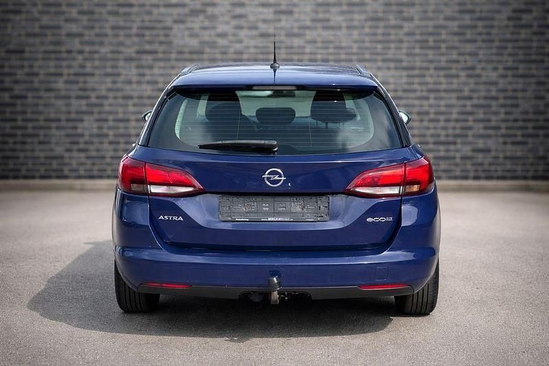 Gebraucht Opel Astra 105 PS (77 kW) 2016 Blau Kombi