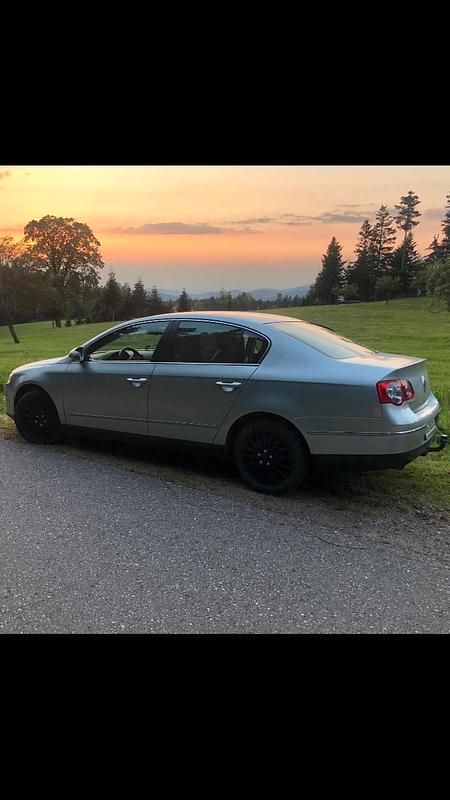 Gebraucht VW Passat 100 PS (73 kW) 2005 Silber Limousine