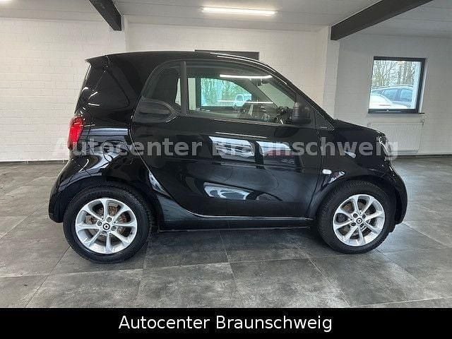 Gebraucht Smart ForTwo Coupé 71 PS (52 kW) 2018 Schwarz Coupé