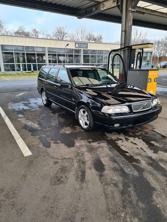 Gebraucht Volvo V70 144 PS (105 kW) 1998 Schwarz Kombi
