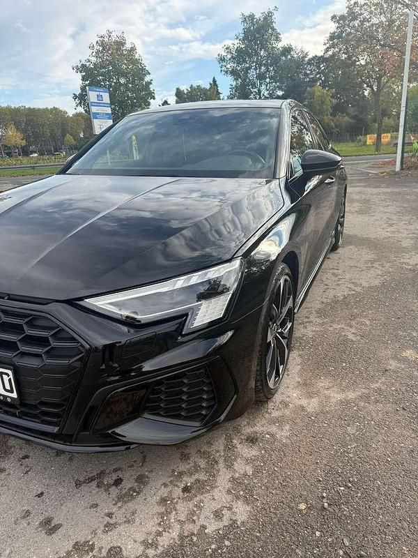 Gebraucht Audi S3 Business 310 PS (228 kW) 2023 Schwarz Limousine