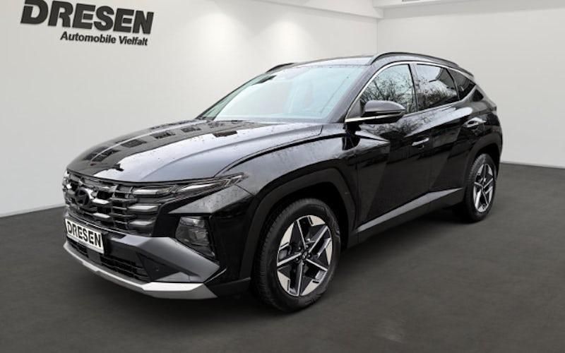 Schwarz Gebraucht 2024 Hyundai Tucson Trend SUV | 31.450 € (Superpreis) - Bild 1/4