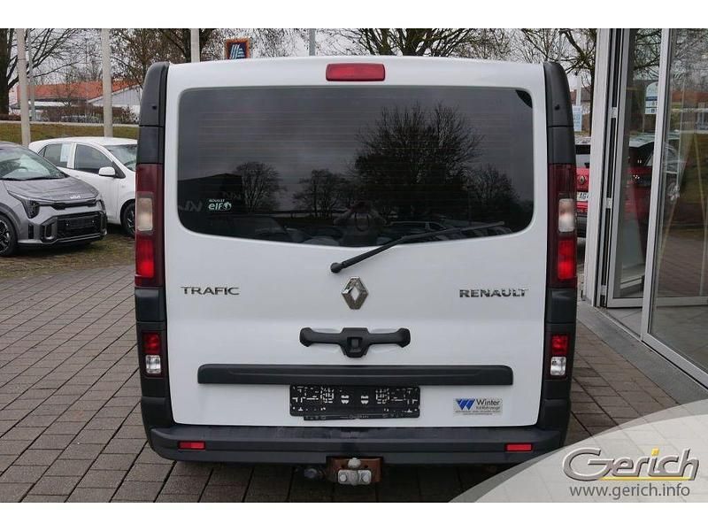 Gebraucht Renault Trafic Komfort 120 PS (88 kW) 2019 Arktisweiß Van / Kleinbus
