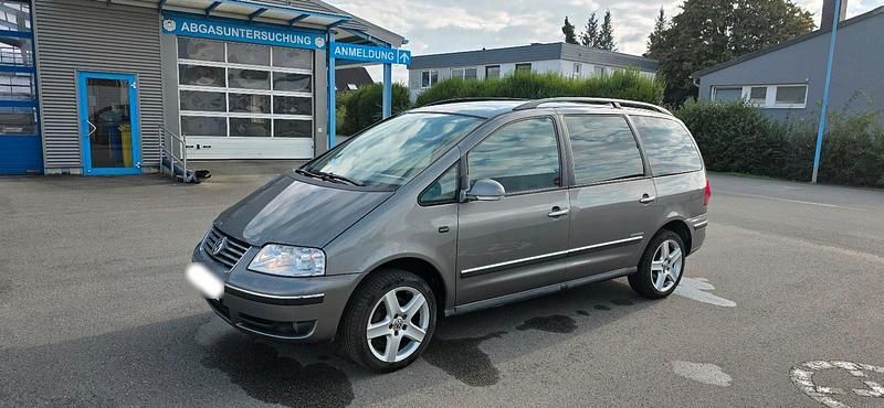 Gebraucht VW Sharan 140 PS (102 kW) 2008 Grau Van / Kleinbus