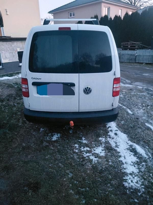 Gebraucht VW Caddy Maxi 102 PS (75 kW) 2010 Weiß Van / Kleinbus