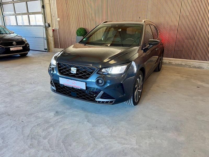 Gebraucht Seat Arona 110 PS (80 kW) 2022 Grau SUV