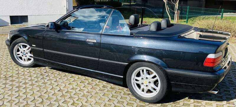 Schwarz Gebraucht 1999 BMW 320 Cabriolet Cabrio | 11.000 € (Guter Preis) - Bild 1/4