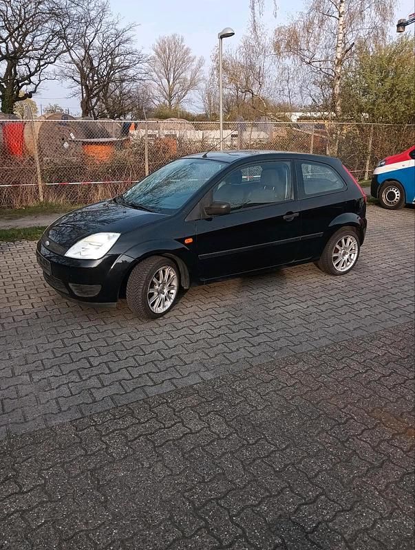 Gebraucht Ford Fiesta 70 PS (51 kW) 2005 Schwarz Kleinwagen