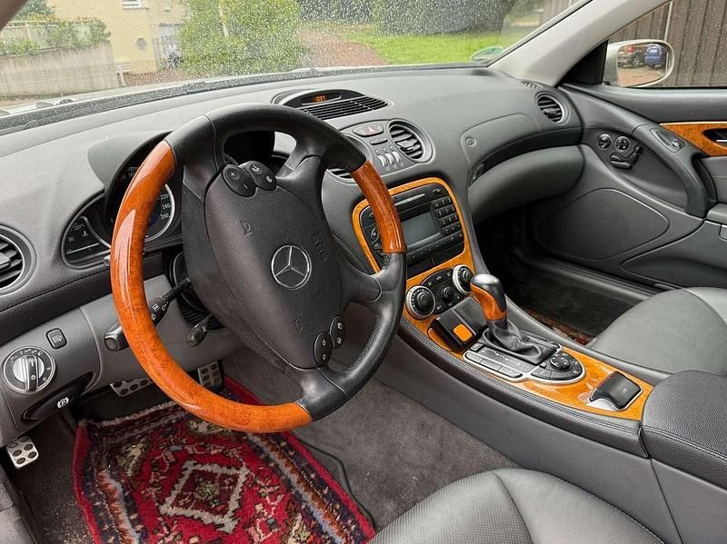 Gebraucht Mercedes SL500 306 PS (225 kW) 2004 Silber Cabrio