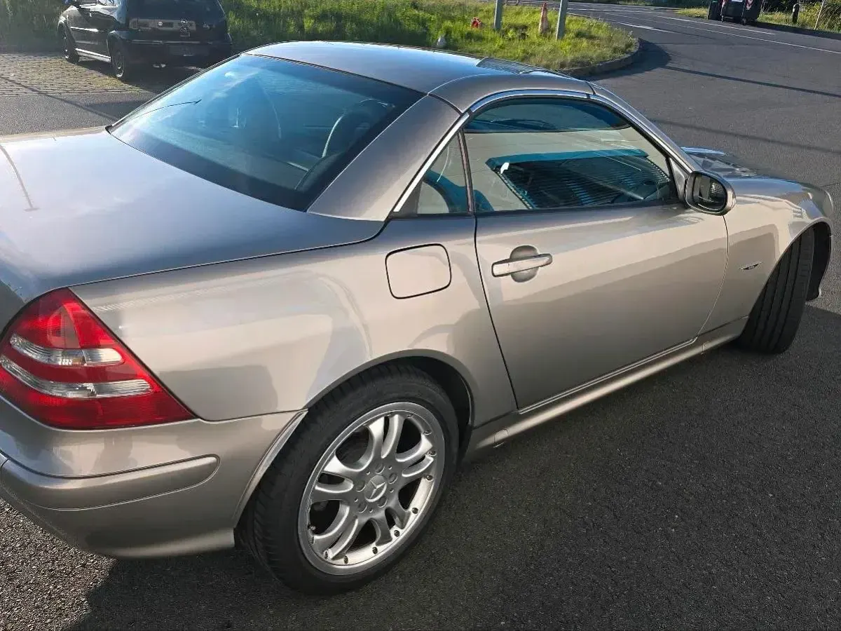 Gebraucht Mercedes SLK200 Edition 163 PS (119 kW) 2003 Andere farben Cabrio
